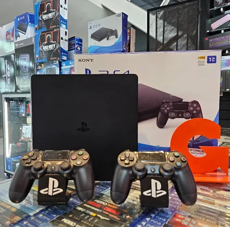 PLAYSTATION 4 SEMI NUEVA SLIM 1TB